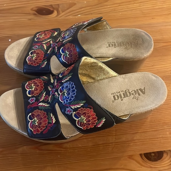 Alegria Women's Sandal Shoe LIN-601N Linn Embroidered Floral Clog Colorful 10 41 - Picture 5 of 11